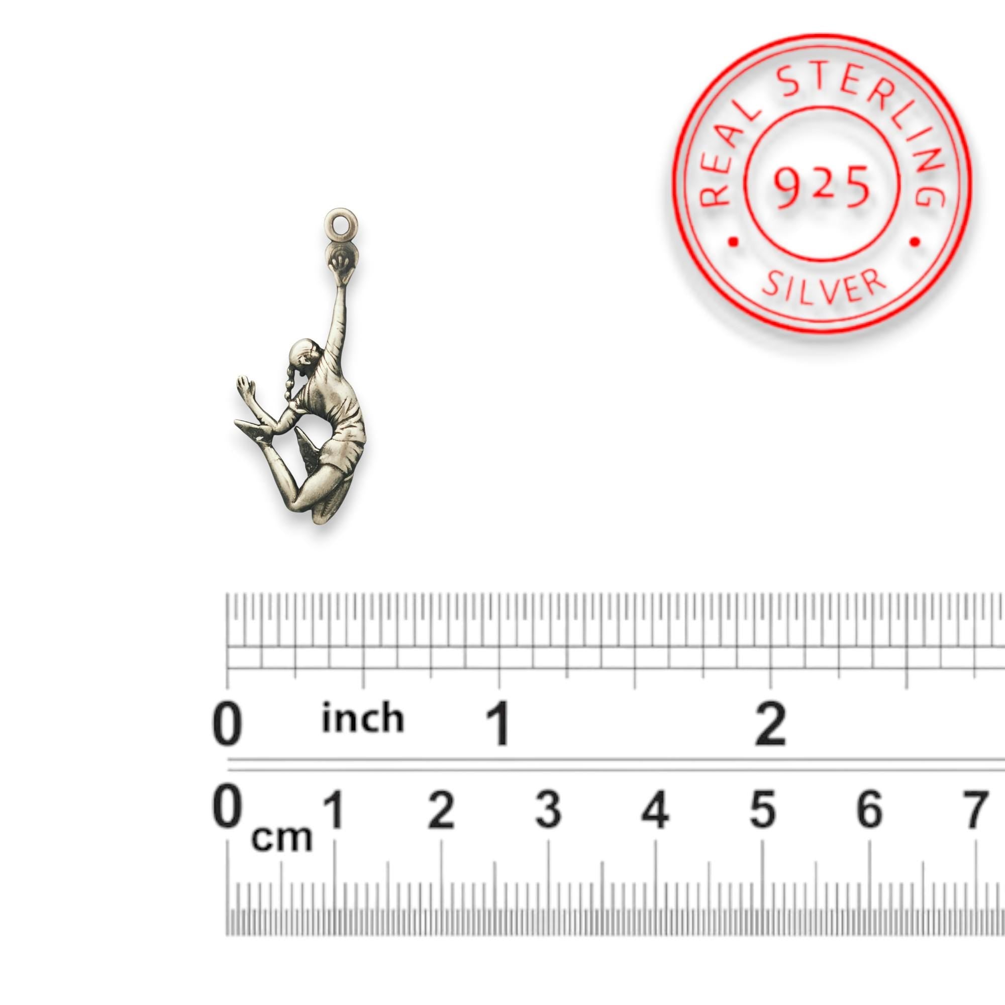 Сребърен дамски медальон 925 волейбол | Волейболистка в скок – винтидж