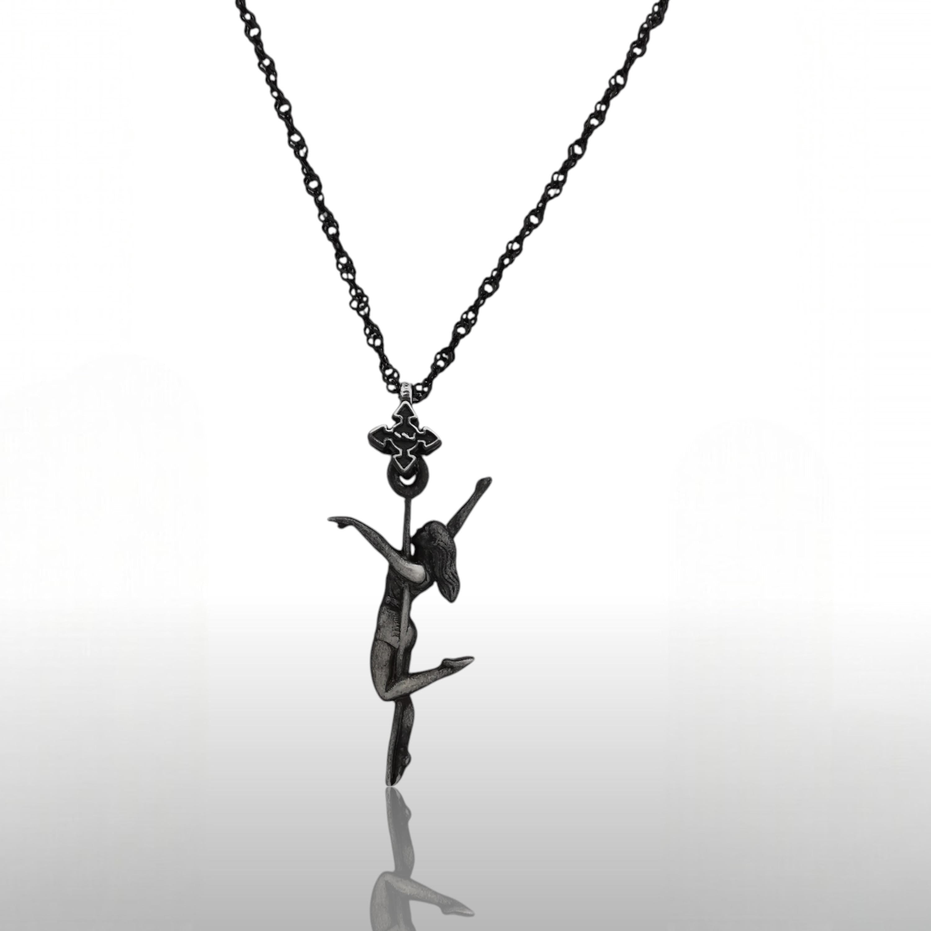 Pole Dance (Танци на пилон) – Дамски спортен медальон от сребро 925 с винтидж покритие – Ръчно изработено спортно бижу – Идеален подарък за жена, фенка на гимнастиката – SSJ