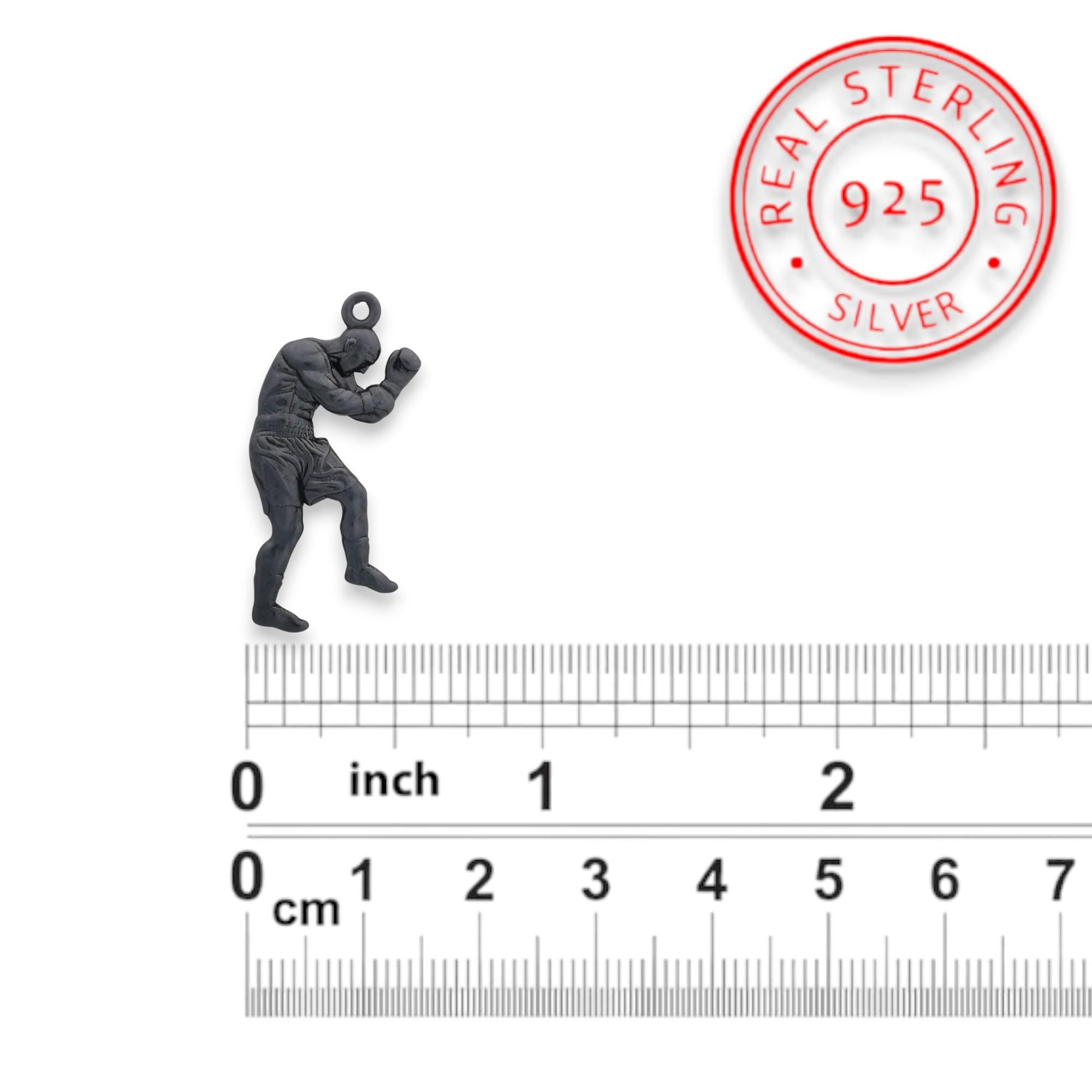 Боксьор – Мъжки спортен медальон за бойци, боксьори и MMA атлети от сребро 925 с оксидирано покритие – Ръчно изработено бижу талисман за бойни изкуства – SSJ