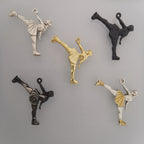 Фигурно пързаляне (спирала) – Дамски спортен медальон от сребро 925 с оксидирано покритие – Ръчно изработено спортно бижу – Идеален подарък за жена, фенка на фигурното пързаляне – SSJ