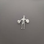 Вдигане на тежести – Мъжки спортен медальон от сребро 925 в класическо сребро – Ръчно изработено спортно бижу – Идеален подарък за мъж, фен на силовите спортове – SSJ