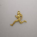 Атлетка – Женски спортен медальон за бегачки, спринтьорки и маратонки от сребро 925 с позлатено покритие – Ръчно изработено бижу талисман за лекоатлетки – SSJ