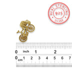 Колоездач – Мъжки спортен медальон от сребро 925 с позлатено покритие – Ръчно изработено бижу за шосейно колоездене – Символ на любовта към спорта – SSJ