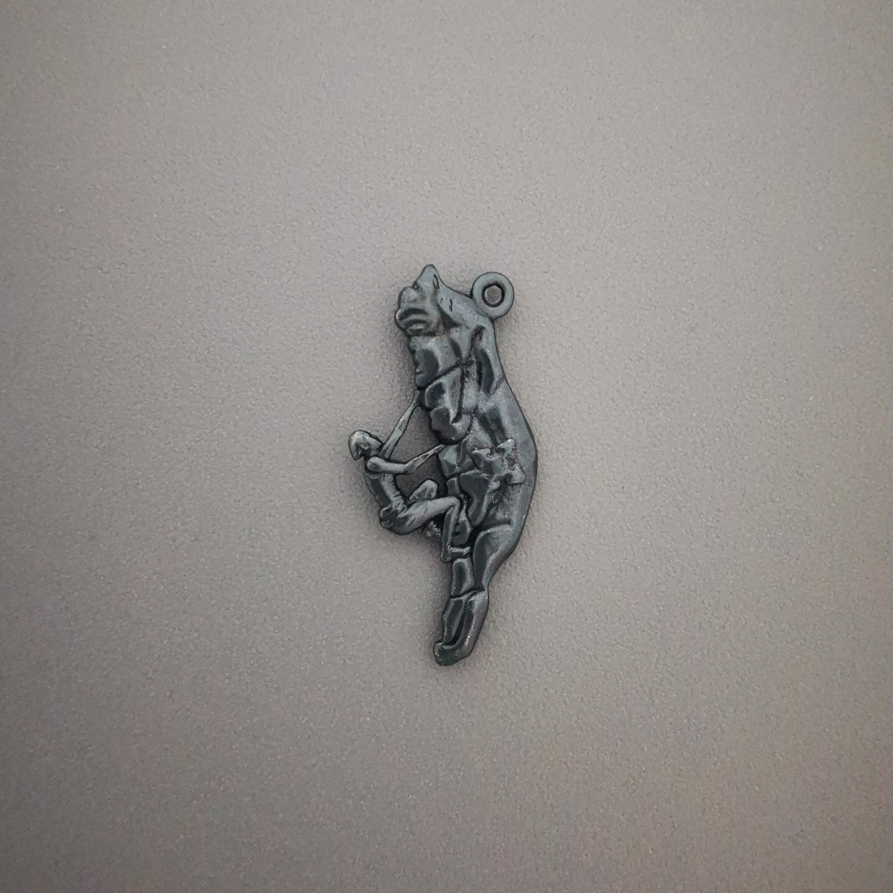 Скално катерене (Катерач) – Унисекс спортен медальон от сребро 925 с оксидирано покритие – Ръчно изработено спортно бижу – Идеален подарък за фен на катеренето – SSJ