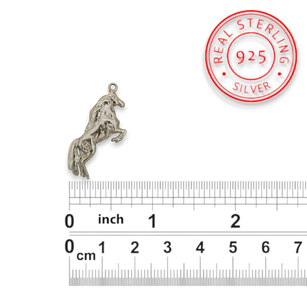 Кон – Мъжки спортен медальон – Класическо сребро 925 – Ръчно изработено бижу/талисман конен спорт – Идеален подарък – SSJ