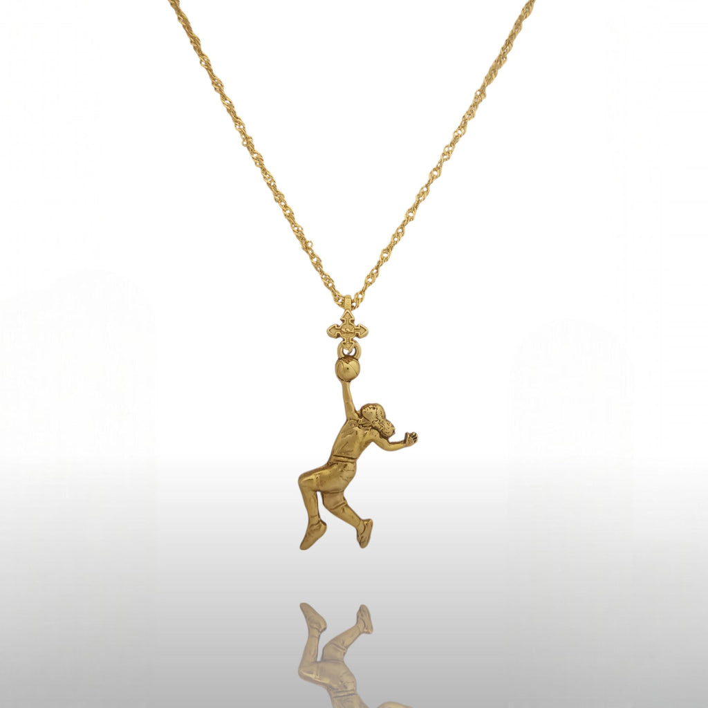 Баскетбол – Женски спортен медальон от сребро 925 с позлатено покритие – Ръчно изработено бижу талисман за баскетболистки и фенки на спорта – Идеален подарък за спортист, треньор или почитател – SSJ