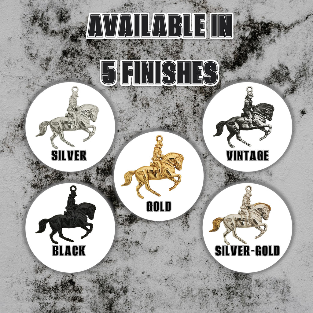 Конен спорт – Мъжки медальон „Ездач“ (обездка) – Класическо сребро 925 – Ръчно изработено бижу/талисман – Идеален подарък за мъж – SSJ