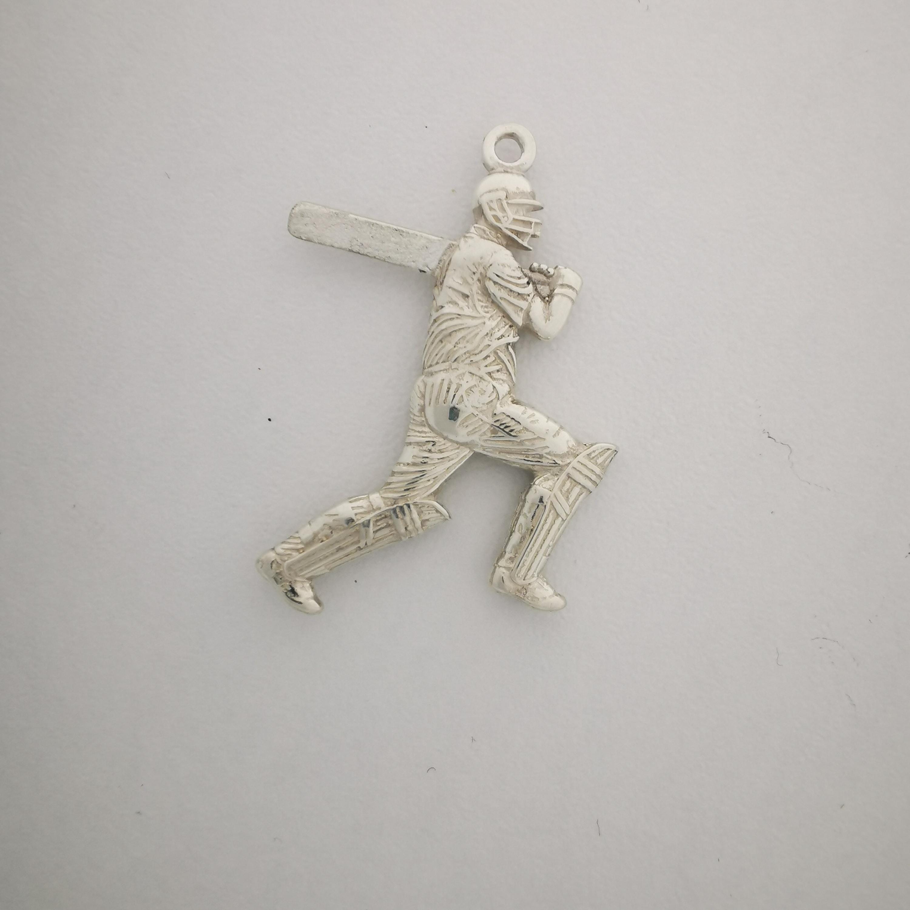 Крикет – Мъжки спортен медальон в класическо сребро – Сребро 925 – Ръчно изработено спортно бижу – Идеален подарък – SSJ