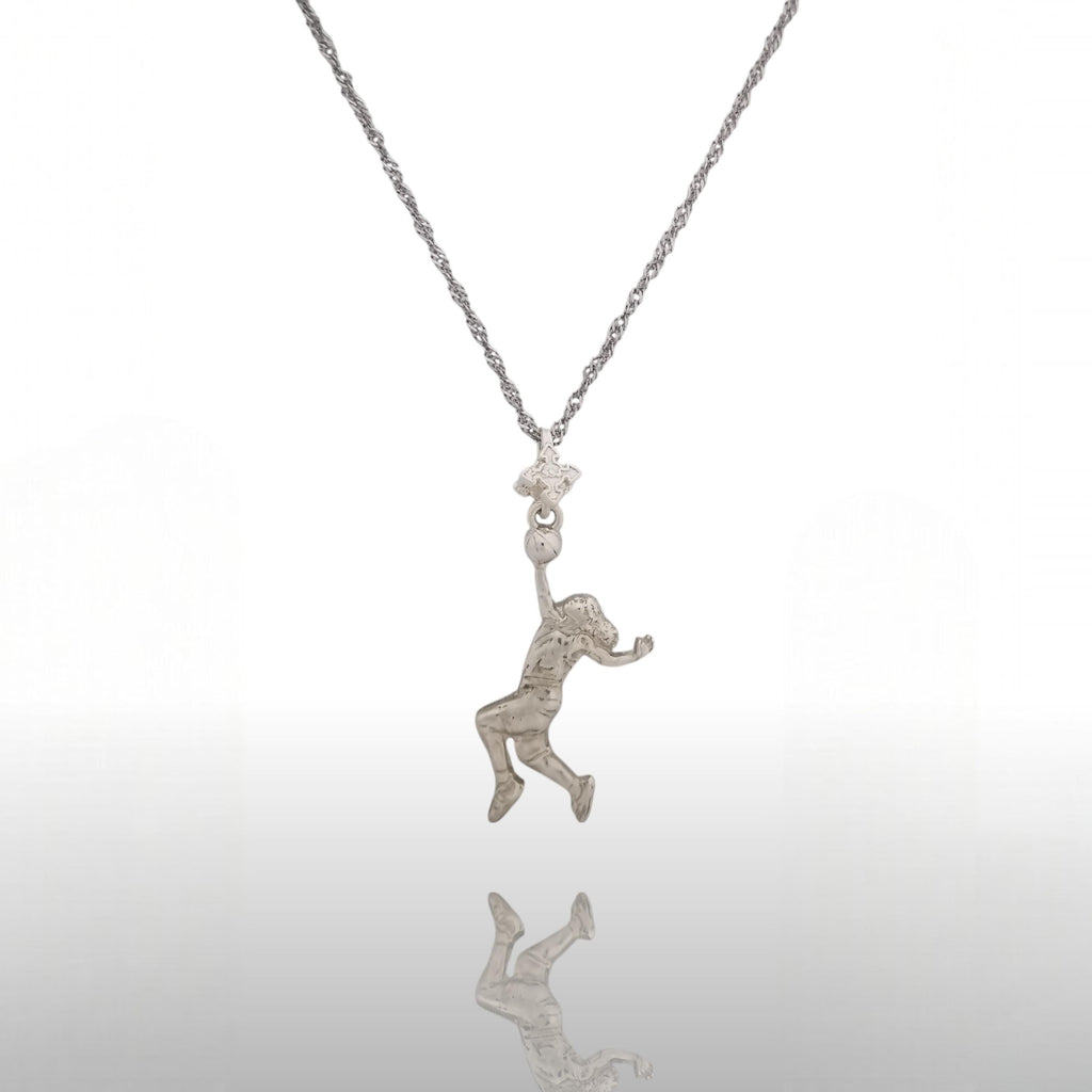 Баскетбол – Женски спортен медальон от сребро 925 с класическо полирано покритие – Ръчно изработено бижу талисман за баскетболистки и фенки на спорта – Идеален подарък за спортист, треньор или почитател – SSJ