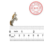 Кон – Мъжки спортен медальон с частично позлатено покритие – Сребро 925 – Ръчно изработено бижу/талисман конен спорт – Идеален подарък – SSJ