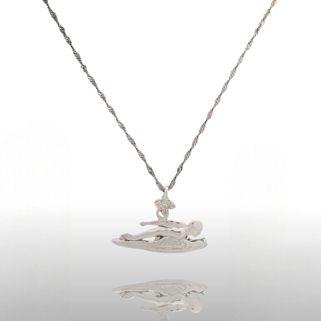 Плувец (бътерфлай) – Мъжки спортен медальон от сребро 925 с класическо покритие – Ръчно изработено спортно бижу – Идеален подарък за мъж, фен на плуването – SSJ