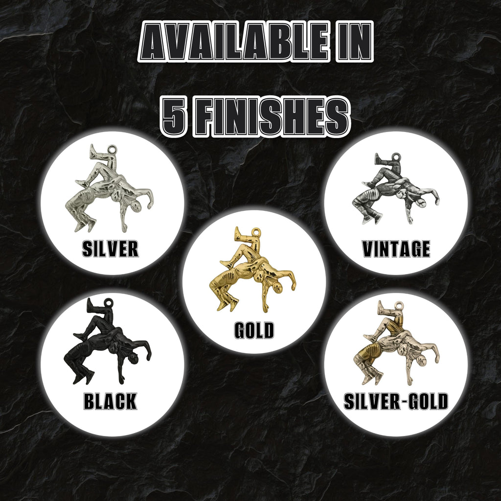 Борба – Мъжки спортен медальон от сребро 925 с частично позлатено покритие – Ръчно изработено бижу талисман за борци, треньори и фенове на бойните изкуства – SSJ