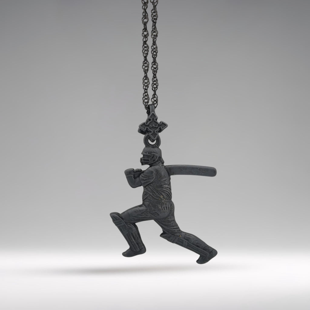 Крикет – Мъжки спортен медальон с оксидирано покритие – Сребро 925 – Ръчно изработено спортно бижу – Идеален подарък – SSJ