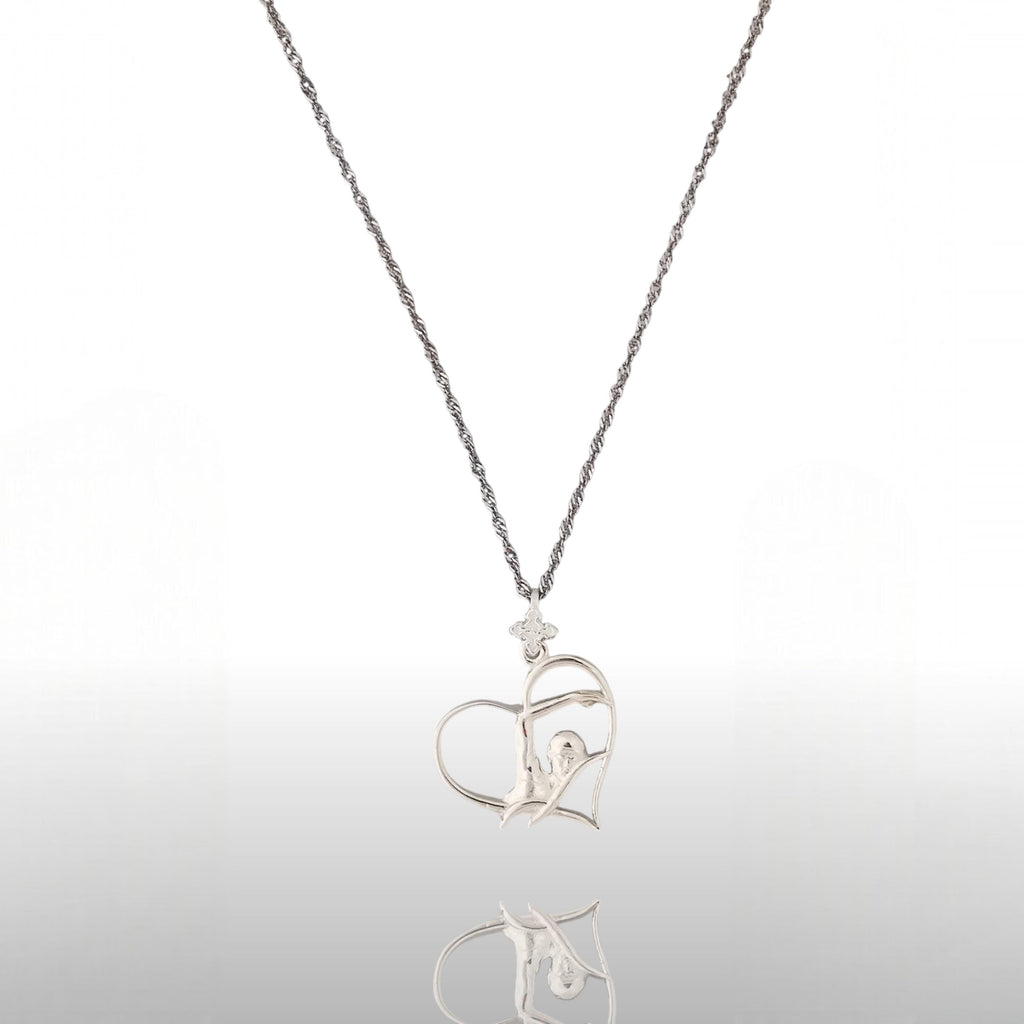 Любов към плуването – Дамски спортен медальон от сребро 925 с класическо покритие – Ръчно изработено спортно бижу – Идеален подарък за жена, фенка на плуването – SSJ