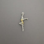 Танцьорка – Дамски спортен медальон от сребро 925 с частично позлатено покритие – Ръчно изработено спортно бижу – Идеален подарък за жена, фенка на спортните танци – SSJ