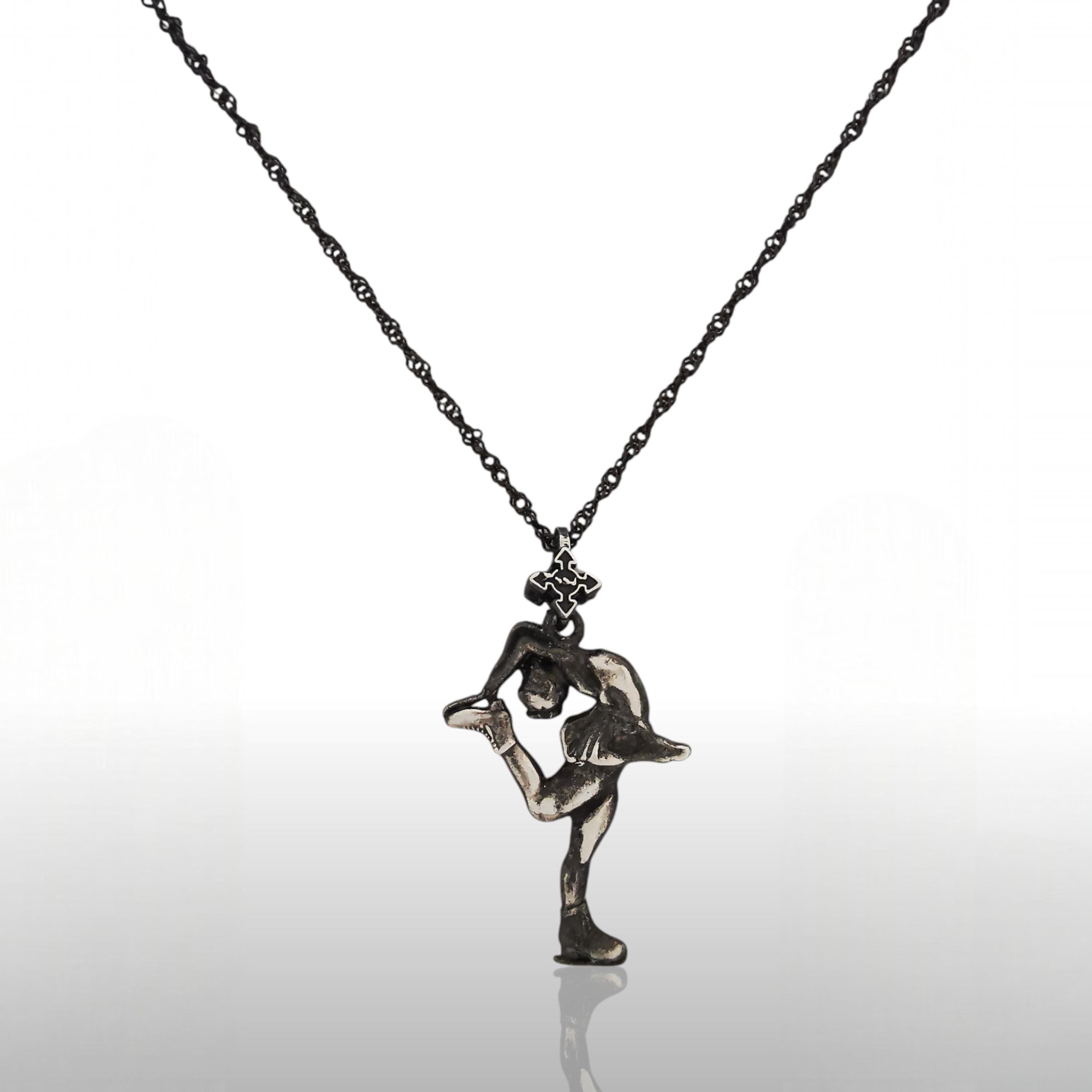 Сребърен дамски медальон 925 фигурно пързаляне | Фигуристка пирует – винтидж