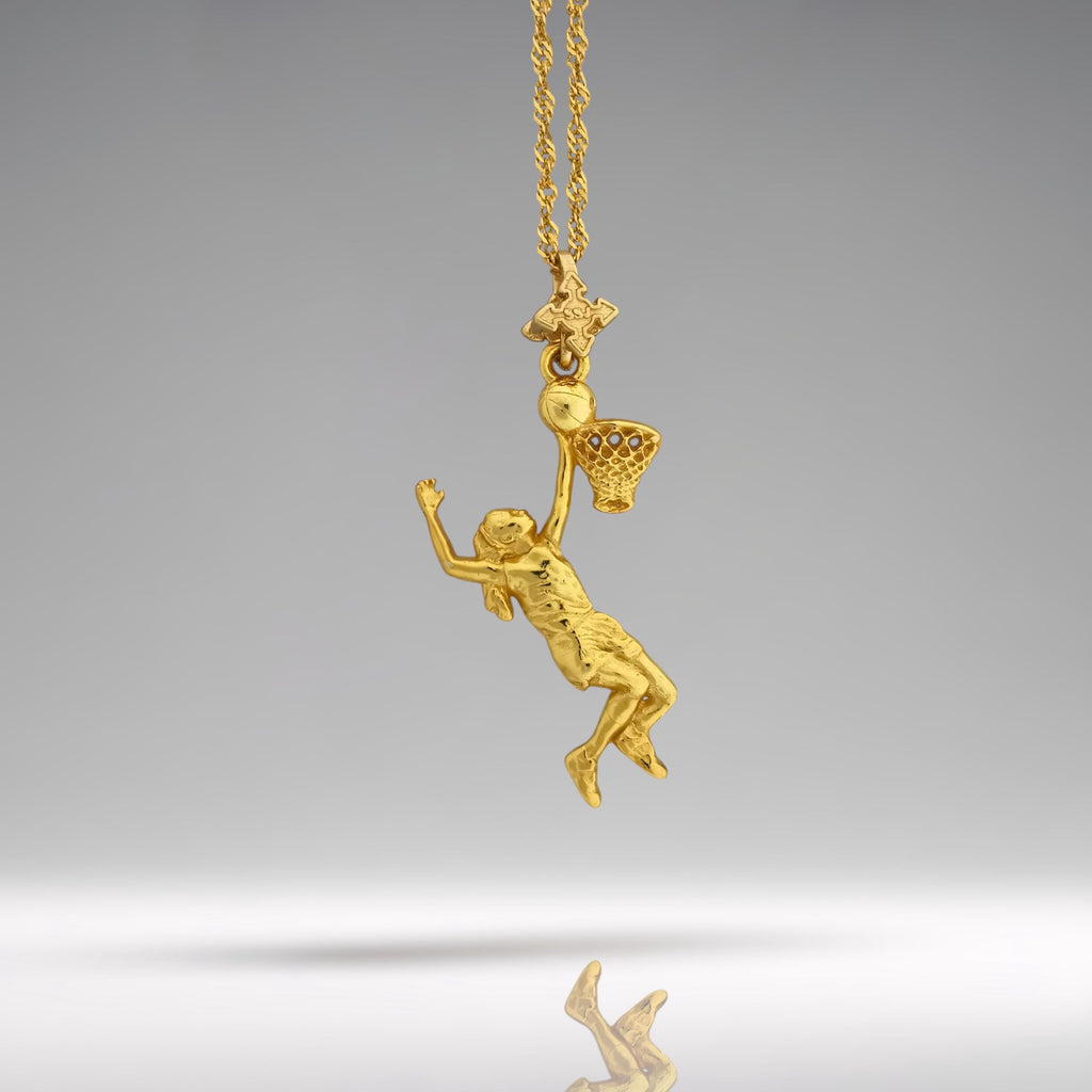 Баскетбол – Женски спортен медальон от сребро 925 с позлатено покритие – Ръчно изработено бижу талисман за баскетболистки и фенки на спорта – Идеален подарък за спортист, треньор или почитател – SSJ