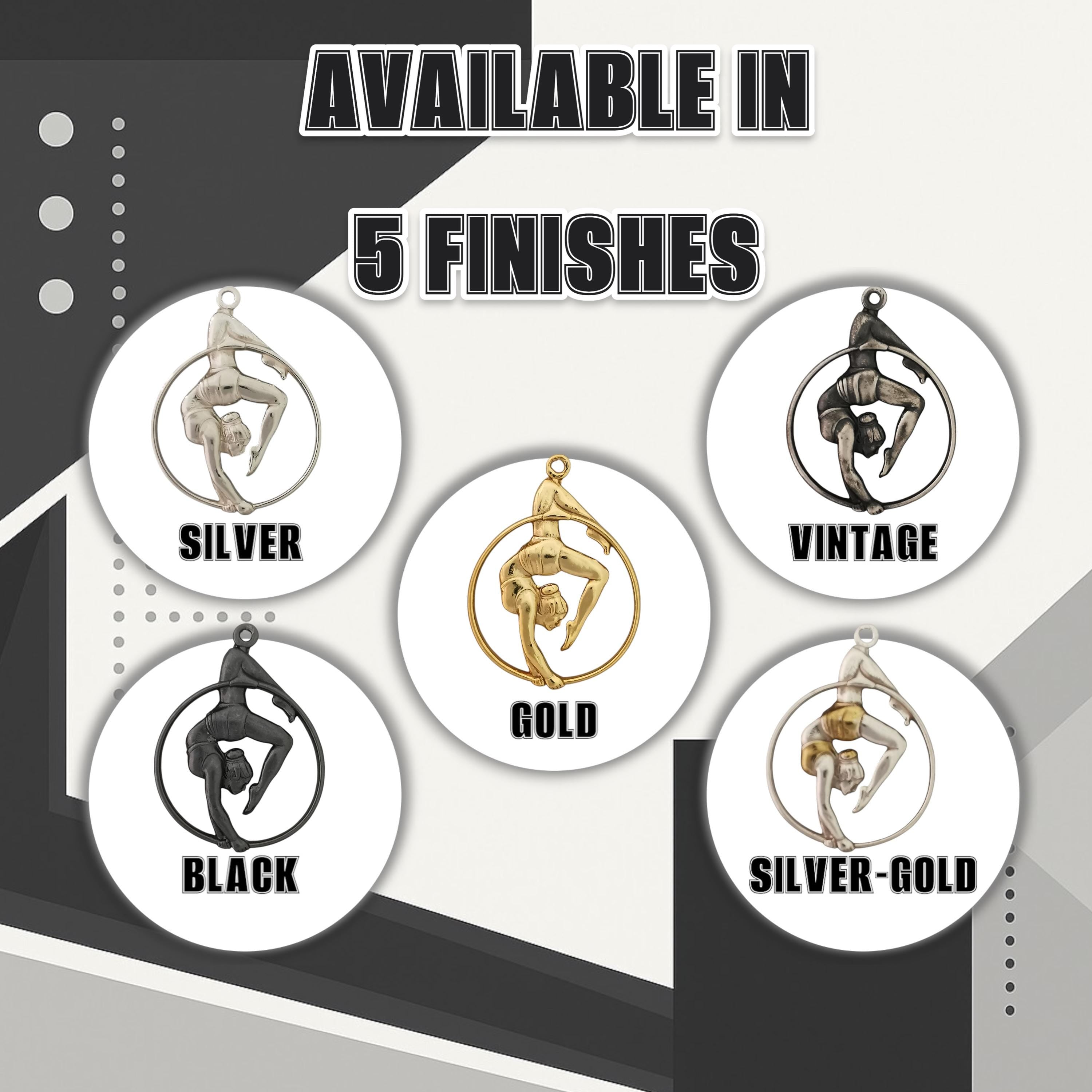 Въздушна акробатика – Женски спортен медальон от сребро 925 с частично позлатено покритие – Ръчно изработено бижу талисман за гимнастички и артистки – Идеален подарък за спортист, треньор или фен – SSJ