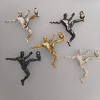 Футболист (задна ножица) – Мъжки спортен медальон от сребро 925 с класическо покритие – Ръчно изработено спортно бижу – Идеален подарък за мъж, фен на футбола – SSJ