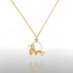 Въздушна акробатика – Женски спортен медальон от сребро 925 с 18K позлатено покритие – Ръчно изработено бижу талисман за гимнастички и танцьорки – Идеален подарък за спортист, треньор или артист – SSJ