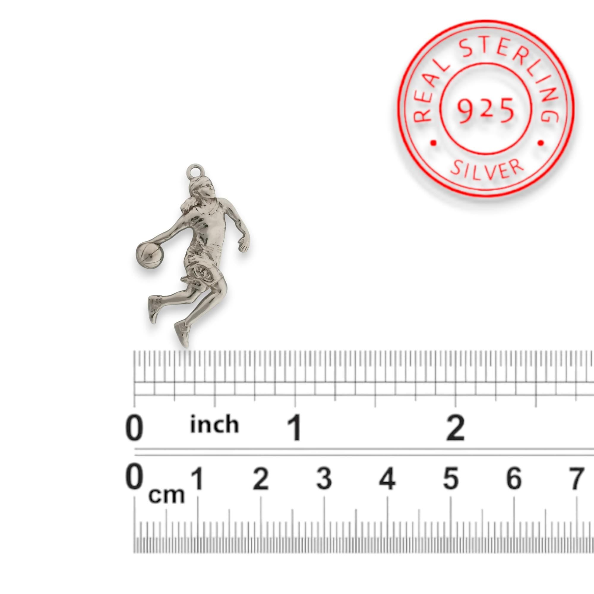 Баскетбол – Женски спортен медальон от сребро 925 с класическо полирано покритие – Ръчно изработено бижу талисман за баскетболистки и фенки на спорта – Идеален подарък за спортист, треньор или почитател – SSJ