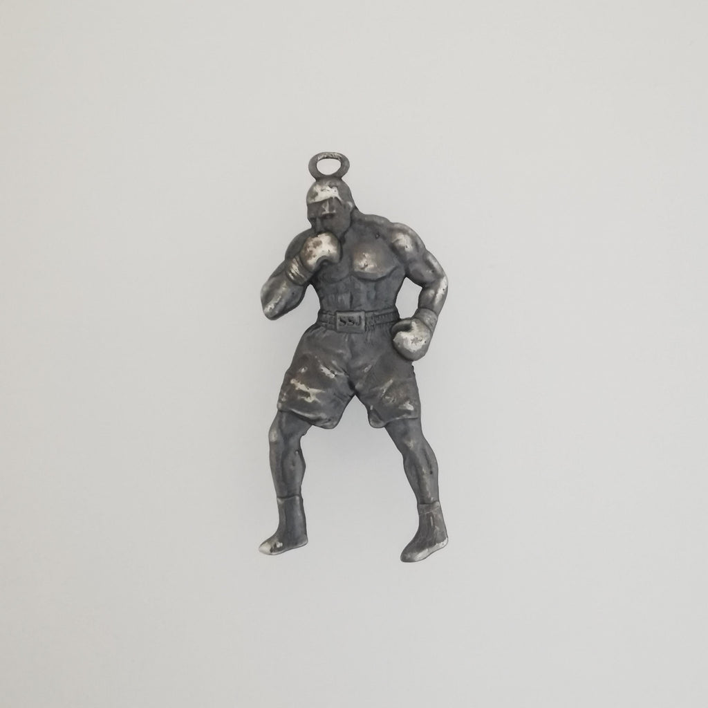 Боксьор – Мъжки спортен медальон за бойци, боксьори и MMA атлети от сребро 925 с оксидирано покритие – Ръчно изработено бижу талисман за бойни изкуства – SSJ