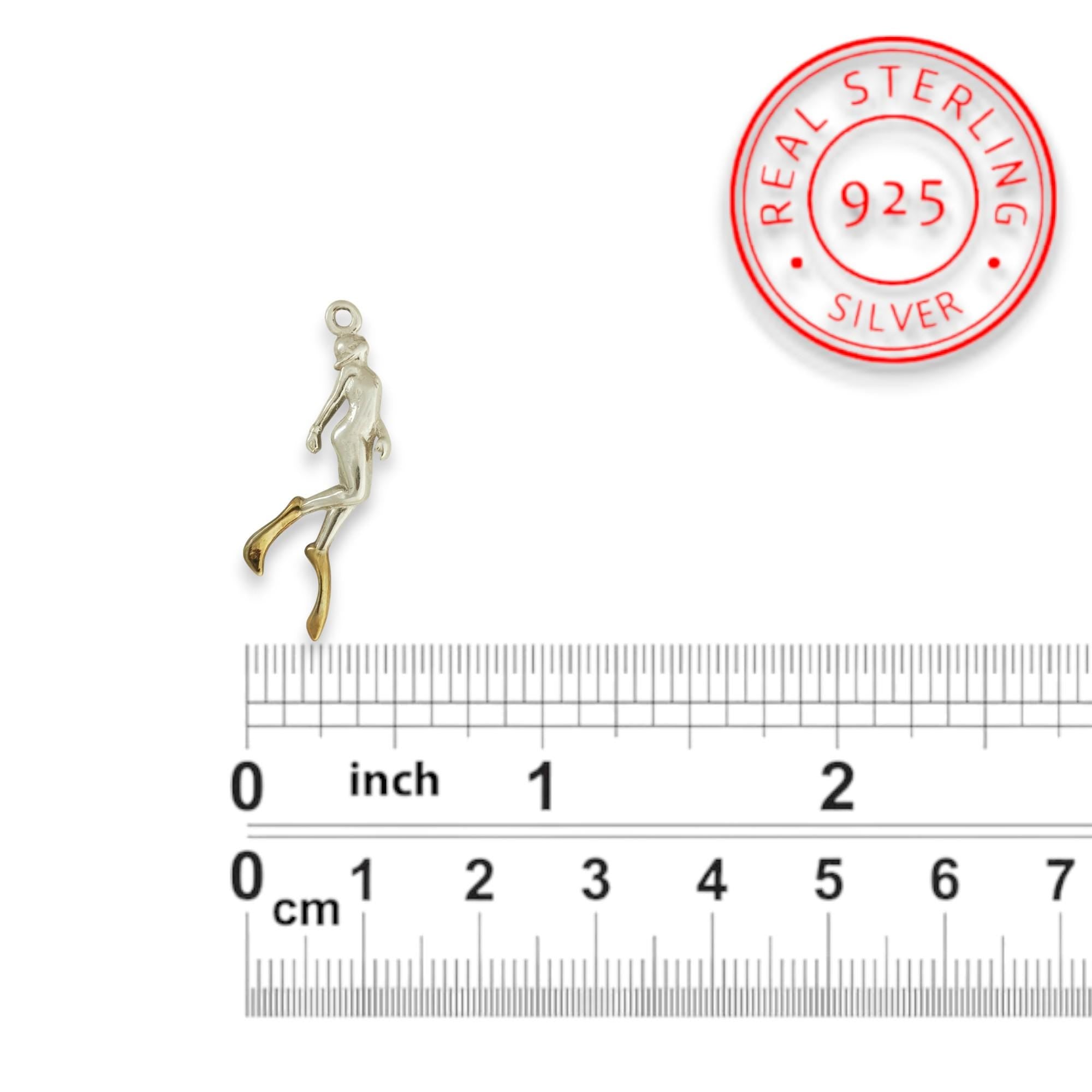 Водолаз – Дамски медальон Гмуркач от сребро 925 с частично позлатено покритие – Ръчно изработено бижу Дайвинг за любителки на морето и подводните приключения – SSJ