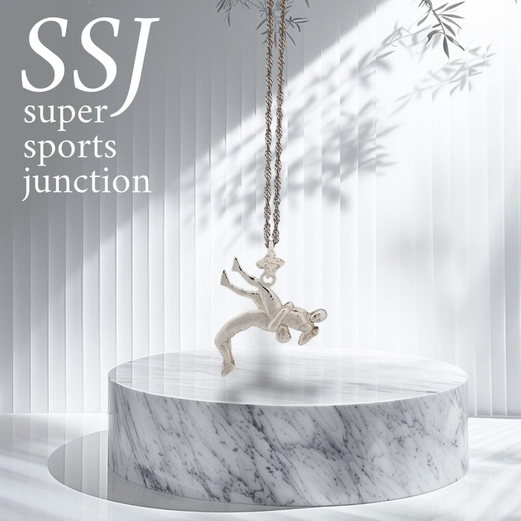 Борба – Мъжки спортен медальон за борба от сребро 925 – Ръчно изработено бижу талисман за спортисти, треньори и фенове на бойните изкуства – SSJ