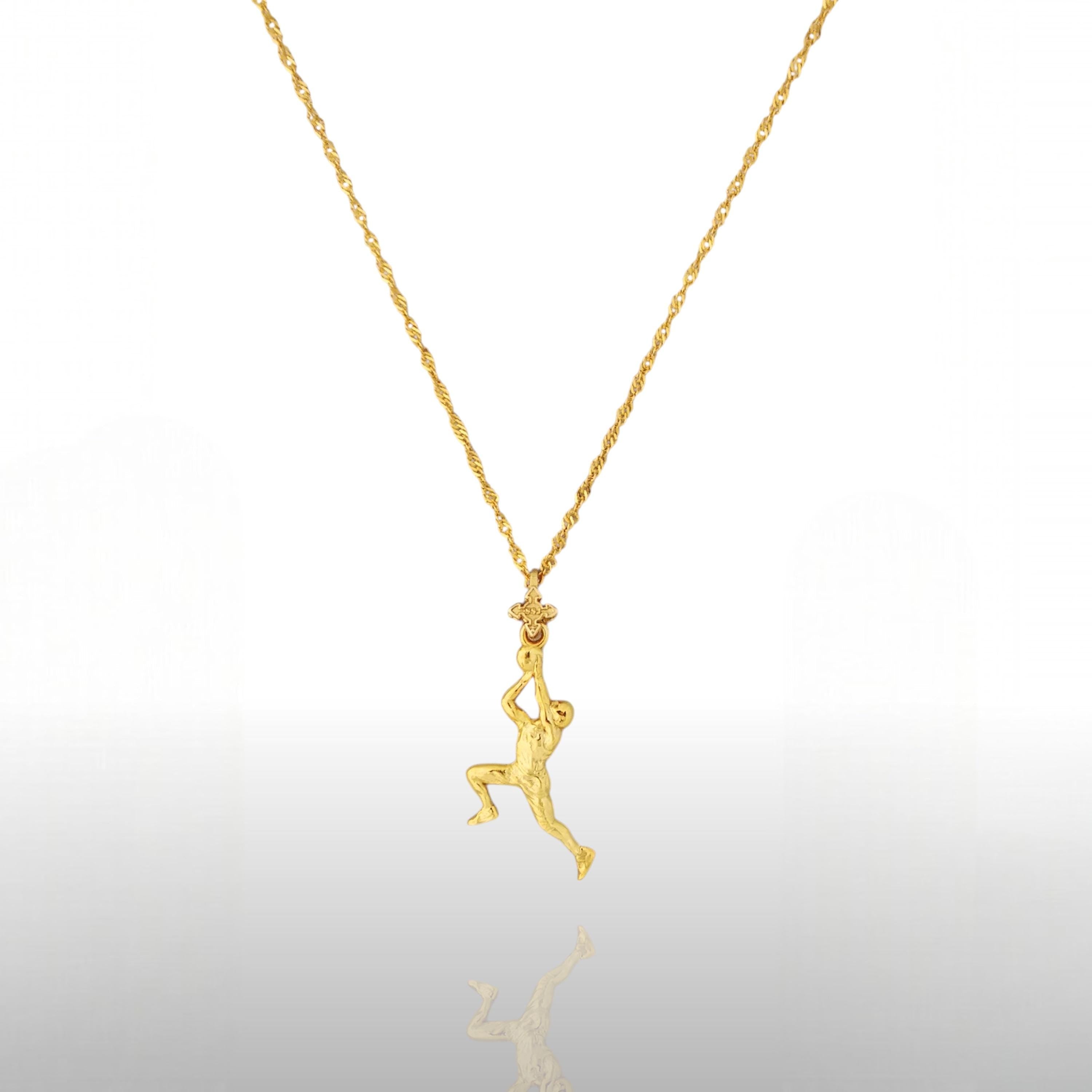 Баскетбол – Мъжки спортен медальон от сребро 925 с позлатено покритие – Ръчно изработено бижу талисман за баскетболисти и фенове – Идеален подарък за спортист, треньор или почитател – SSJ