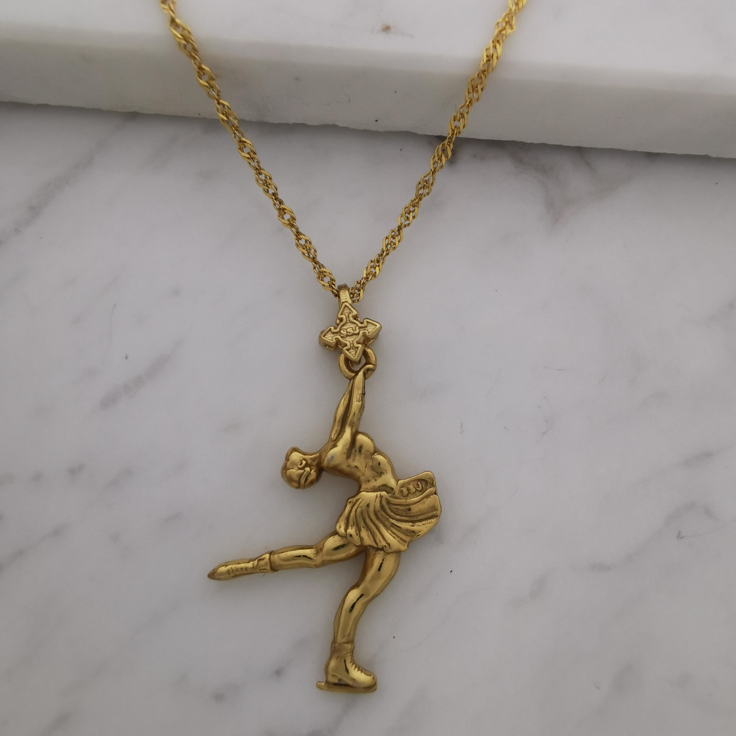 Фигурно пързаляне (пирует) – Дамски спортен медальон от сребро 925 с позлатено покритие – Ръчно изработено спортно бижу – Идеален подарък за жена, фенка на фигурното пързаляне – SSJ