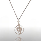 Въздушна акробатика – Женски спортен медальон от сребро 925 с класическо полирано покритие – Ръчно изработено бижу талисман за гимнастички и артистки – Идеален подарък за спортист, треньор или фен – SSJ