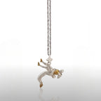 Борец – Мъжки спортен медальон за борба от сребро 925 с частично позлатено покритие – Ръчно изработено бижу талисман за спортисти, треньори и фенове на бойните изкуства – SSJ