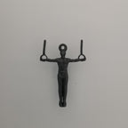 Мъжко спортно бижу от сребро 925 – Оксидиран медальон „Гимнастик на халки“ – Ръчно изработен талисман за гимнастици и спортисти – Идеален подарък за спортист, треньор или фен