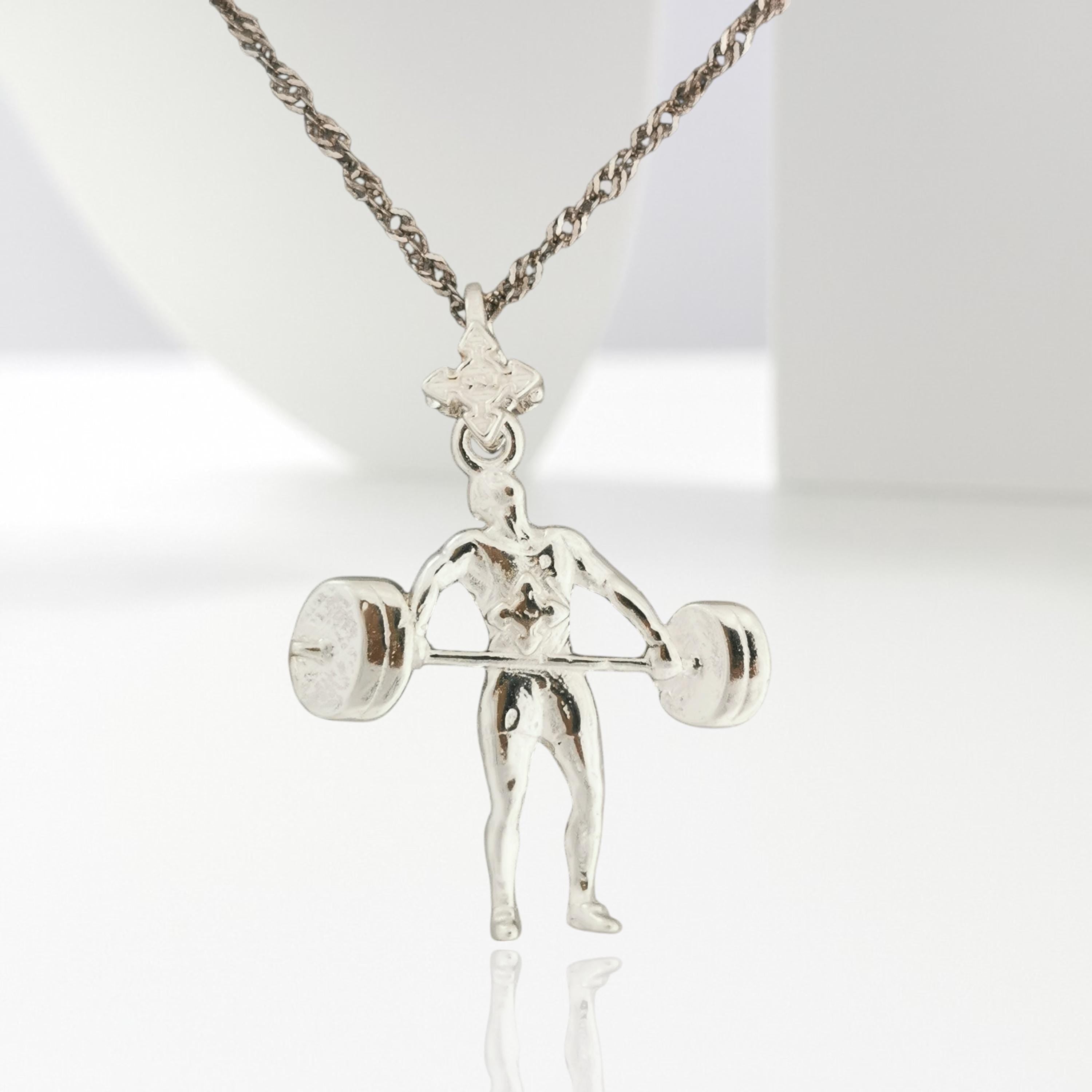 Вдигане на тежести – Мъжки спортен медальон от сребро 925 в класическо сребро – Ръчно изработено спортно бижу – Идеален подарък за мъж, фен на силовите спортове – SSJ