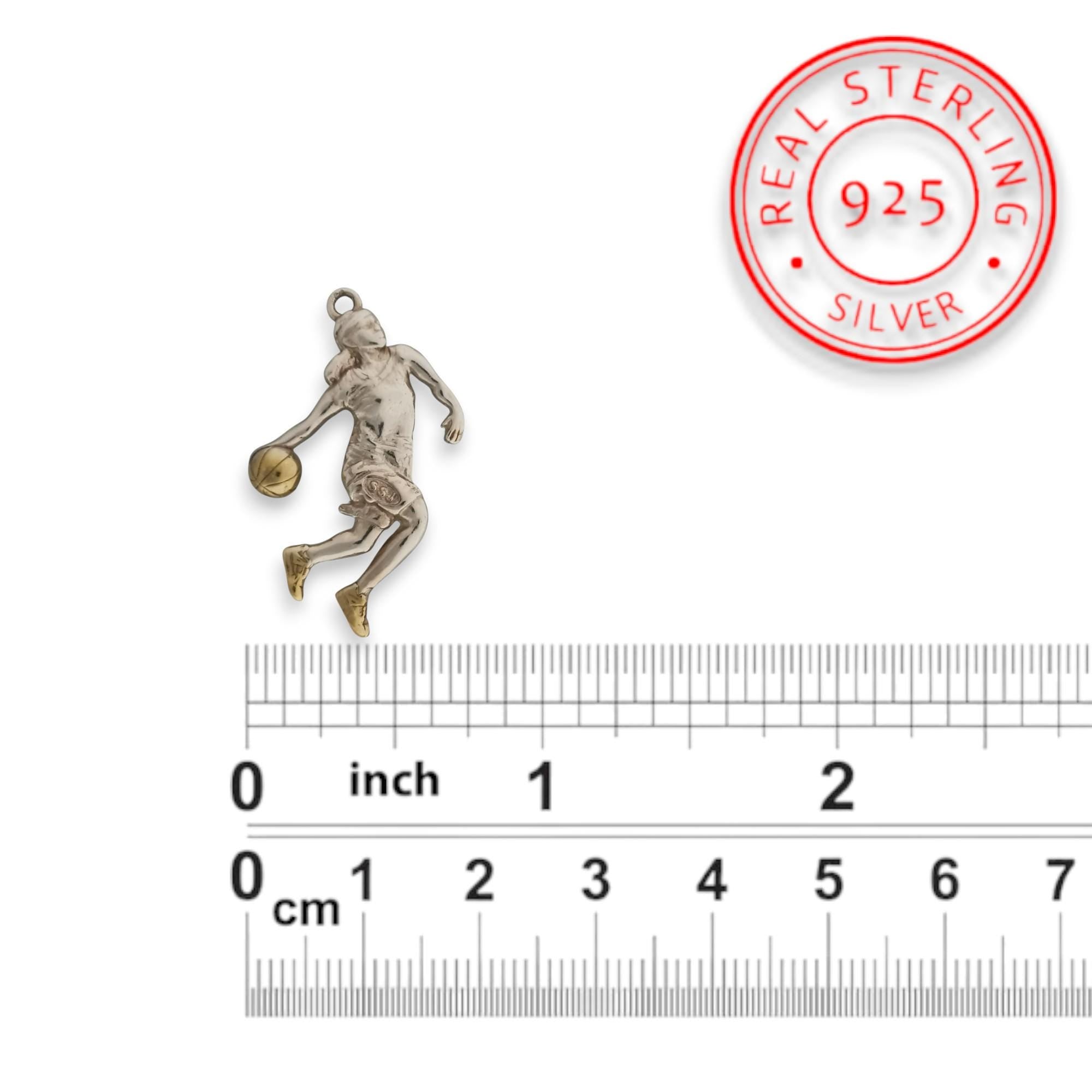 Баскетбол – Женски спортен медальон от сребро 925 с частично позлатено покритие – Ръчно изработено бижу талисман за баскетболистки и фенки на спорта – Идеален подарък за спортист, треньор или почитател – SSJ