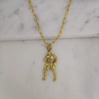 Боксьор – Мъжки спортен медальон за бойци, боксьори и MMA атлети от сребро 925 с позлатено покритие – Ръчно изработено бижу талисман за бойни изкуства – SSJ