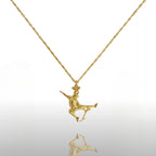 Скейтбордист – Мъжки спортен медальон от сребро 925 с позлатено покритие – Ръчно изработено спортно бижу – Идеален подарък за мъж, фен на скейтборда – SSJ