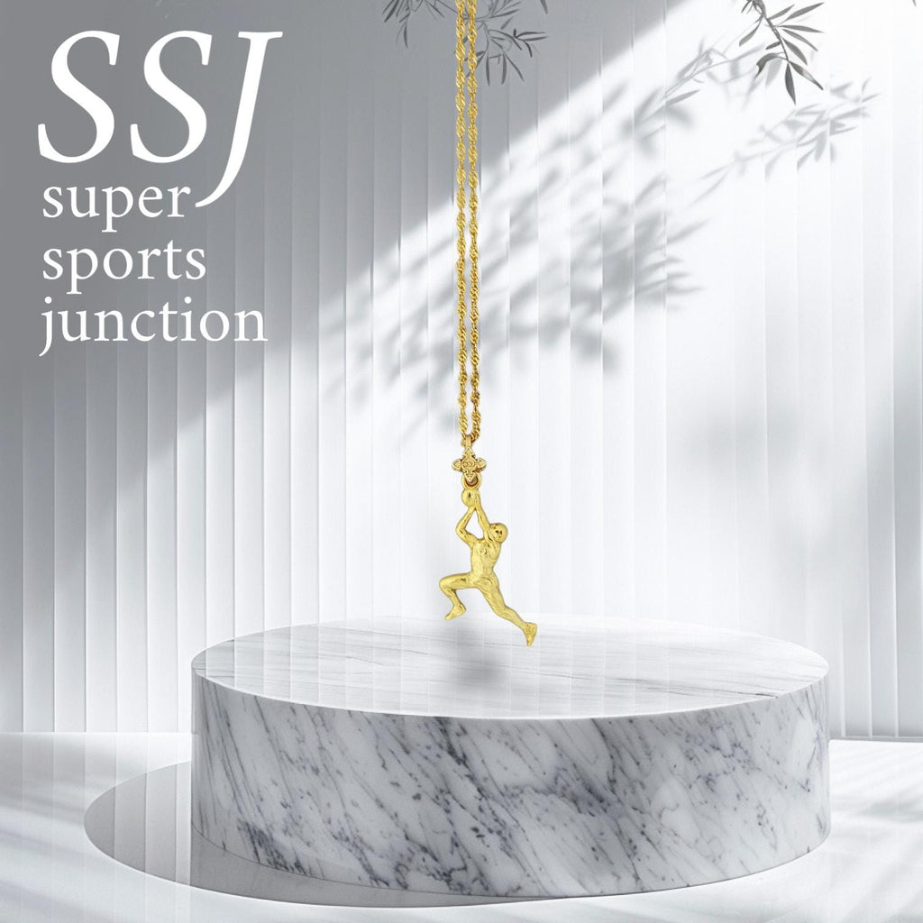 Баскетбол – Мъжки спортен медальон от сребро 925 с позлатено покритие – Ръчно изработено бижу талисман за баскетболисти и фенове – Идеален подарък за спортист, треньор или почитател – SSJ