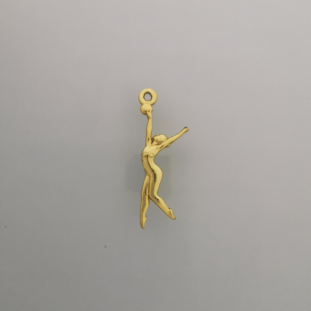 Художествена гимнастика (съчетание с топка) – Дамски спортен медальон от сребро 925 с позлатено покритие – Ръчно изработено спортно бижу – Идеален подарък за жена, фенка на художествената гимнастика – SSJ