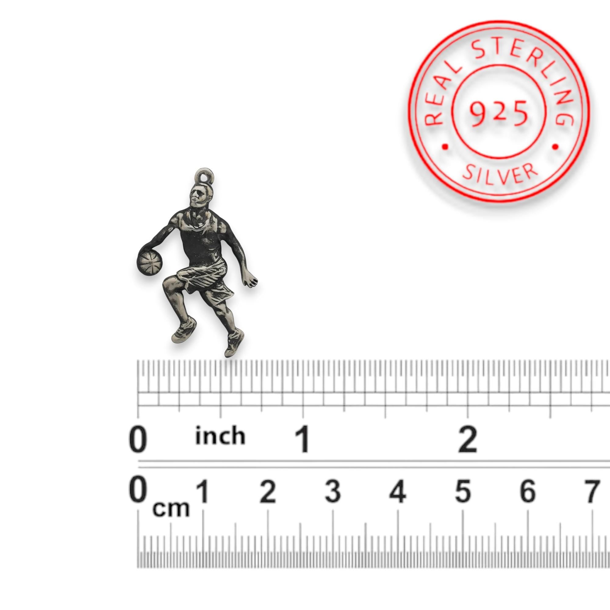 Мъжки медальон 925 баскетбол – Баскетболист с топка, винтидж
