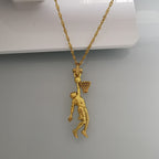 Баскетбол – Мъжки спортен медальон от сребро 925 с позлатено покритие – Ръчно изработено бижу талисман за баскетболисти и фенове – Идеален подарък за спортист или треньор – SSJ