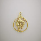 Въздушна акробатика – Женски спортен медальон от сребро 925 с позлатено покритие – Ръчно изработено бижу талисман за гимнастички и артистки – Идеален подарък за спортист, треньор или фен – SSJ