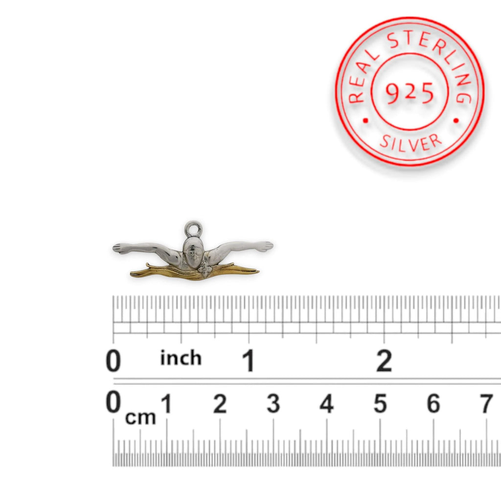 Плуване (Бътерфлай) – Мъжки спортен медальон от сребро 925 с частично позлатено покритие – Ръчно изработено спортно бижу – Идеален подарък за мъж, фен на плуването – SSJ