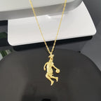 Баскетбол – Женски спортен медальон от сребро 925 с позлатено покритие – Ръчно изработено бижу талисман за баскетболистки и фенки на спорта – Идеален подарък за спортист, треньор или почитател – SSJ