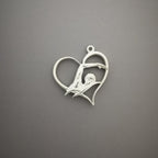 Любов към плуването – Дамски спортен медальон от сребро 925 с класическо покритие – Ръчно изработено спортно бижу – Идеален подарък за жена, фенка на плуването – SSJ