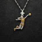 Волейболистка – Женски спортен медальон с частично позлатено покритие – Сребро 925 – Ръчно изработено бижу/талисман – SSJ