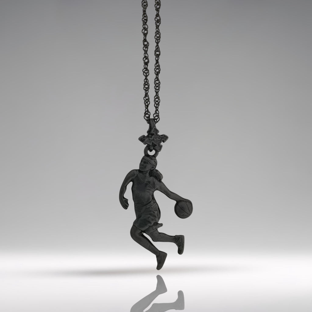 Баскетбол – Женски спортен медальон от сребро 925 с оксидирано черно покритие – Ръчно изработено бижу талисман за баскетболистки и фенки на спорта – Идеален подарък за спортист, треньор или почитател – SSJ