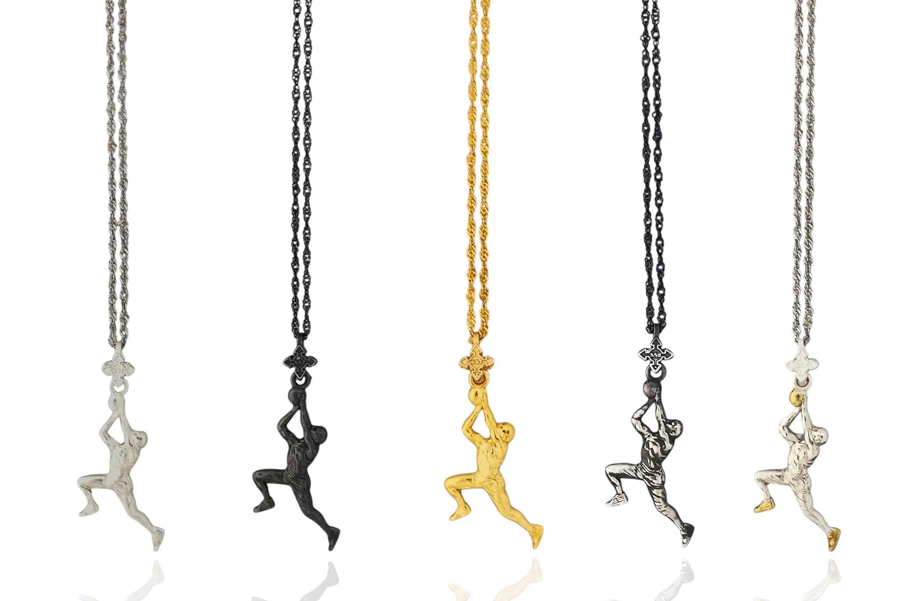 Баскетбол – Мъжки спортен медальон от сребро 925 с класическо полирано покритие – Ръчно изработено бижу талисман за баскетболисти и фенове – Идеален подарък за спортист, треньор или почитател – SSJ