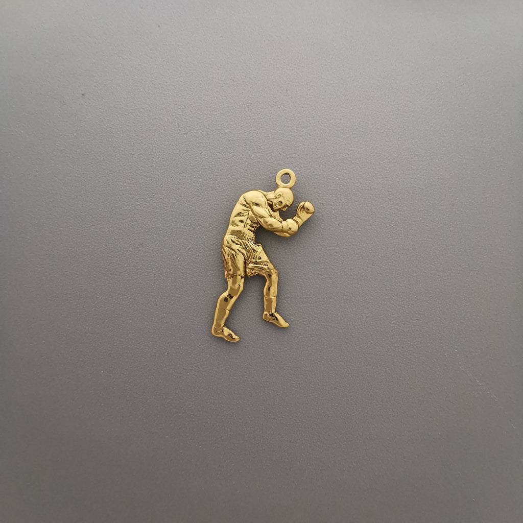 Боксьор – Мъжки спортен медальон за бойци, боксьори и MMA атлети от сребро 925 с позлатено покритие – Ръчно изработено бижу талисман за бойни изкуства – SSJ