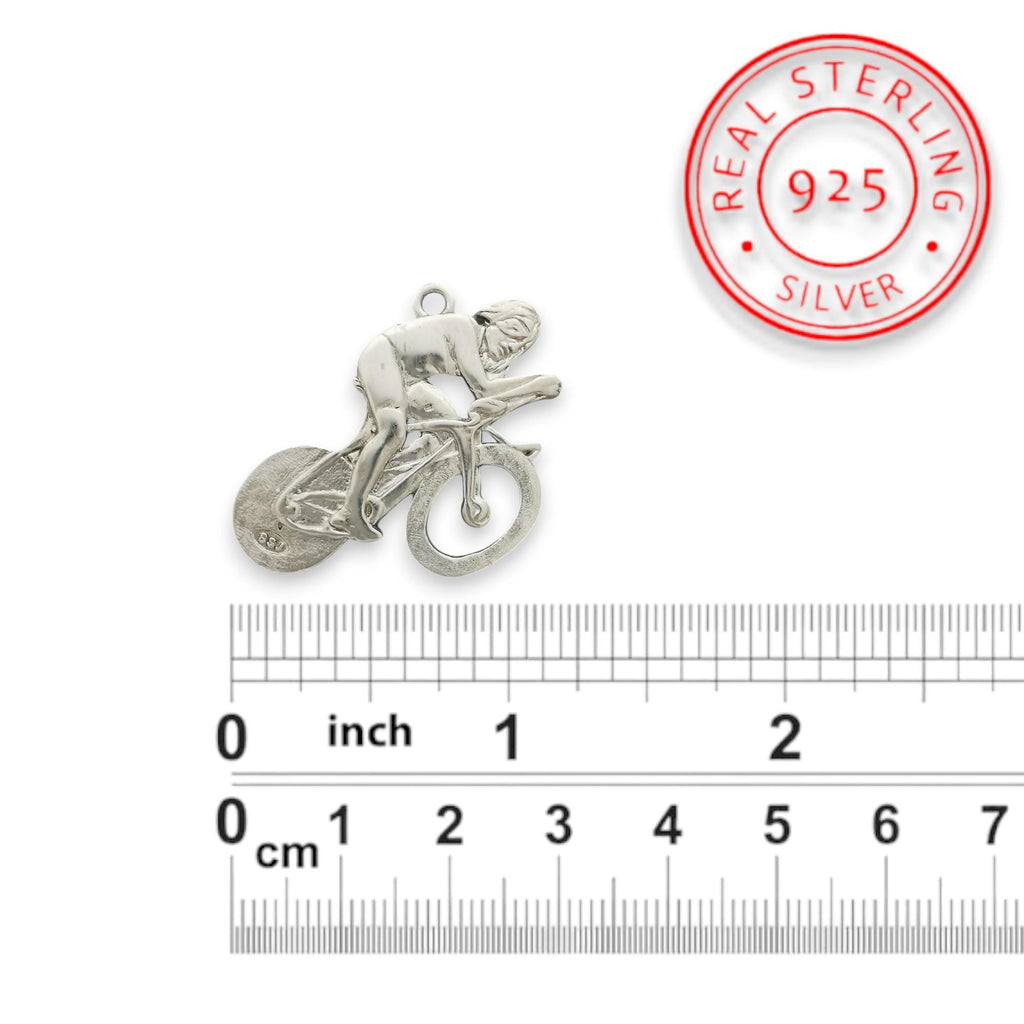 Колоездач – Велосипедист – Пистов състезател – Мъжки спортен медальон от сребро 925 – Ръчно изработено бижу за шосейно и пистово колоездене – SSJ
